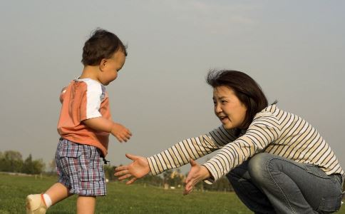 孩子喜欢说谎怎么办 孩子爱说谎的处理方法 处理孩子说谎的几条原则